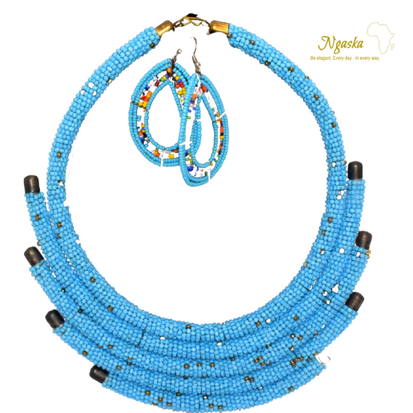Amara Necklace (Baby Blue)